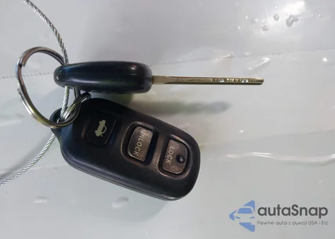 2003 Toyota Camry Le/Xle/Se из США, поврежденный, VIN 4T1BF30K13U563013